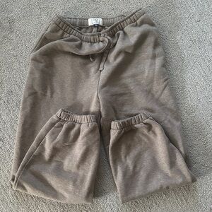 American Eagle Joggers!